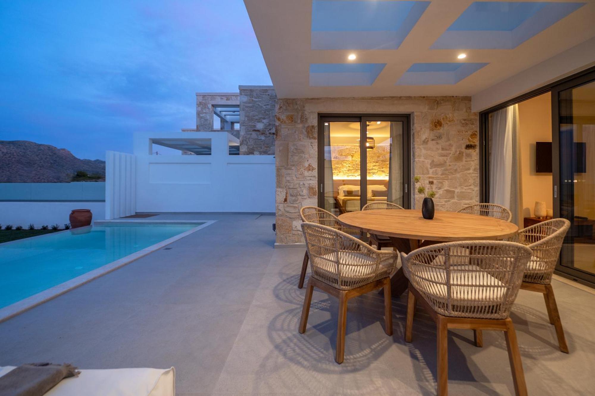 Villa Joy's *